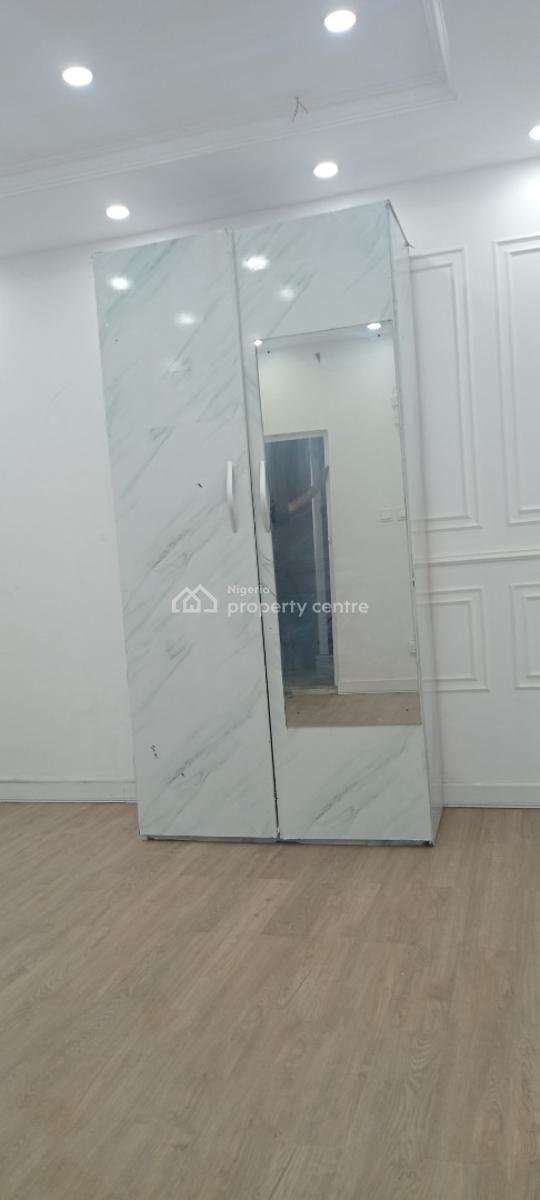 Now Available Shared Apartments, Off Mobil Road, Ilaje, Ajah, Lagos, Flat / Apartment for Rent