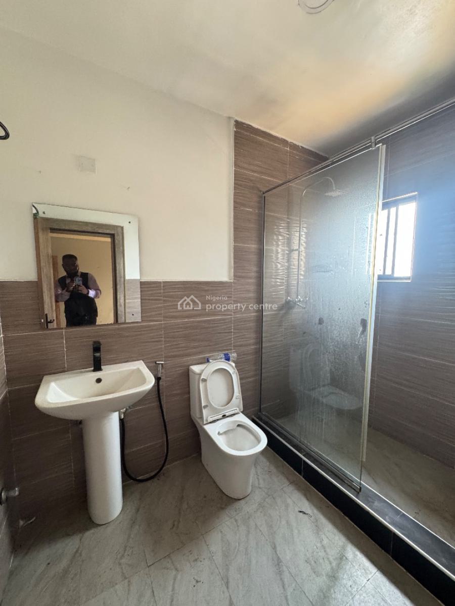 Fully Serviced Three (3) Bedroom Apartment with Pool and Bq, Victoria Island (vi), Lagos, Flat / Apartment for Rent