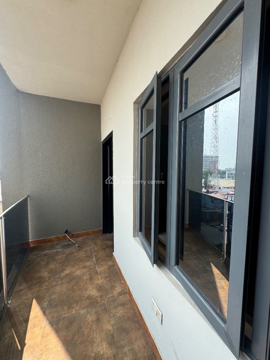 Fully Serviced Three (3) Bedroom Apartment with Pool and Bq, Victoria Island (vi), Lagos, Flat / Apartment for Rent