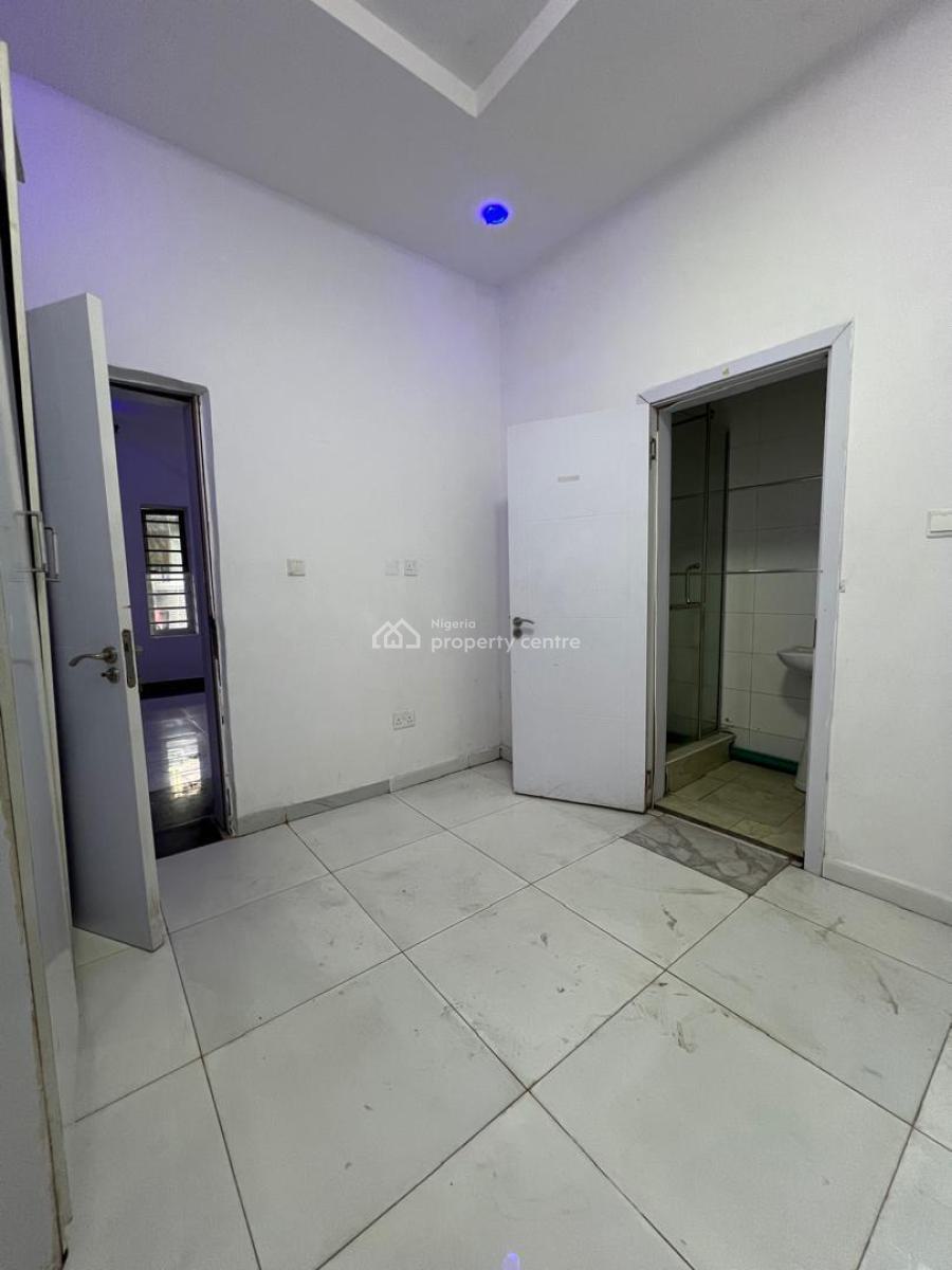 Beautiful Miniflat with Open Plan Kitchen in a Shared Apartment., Ikota School Bus Stop, Ikota, Lekki., Ikota, Lekki, Lagos, Mini Flat (room and Parlour) for Rent