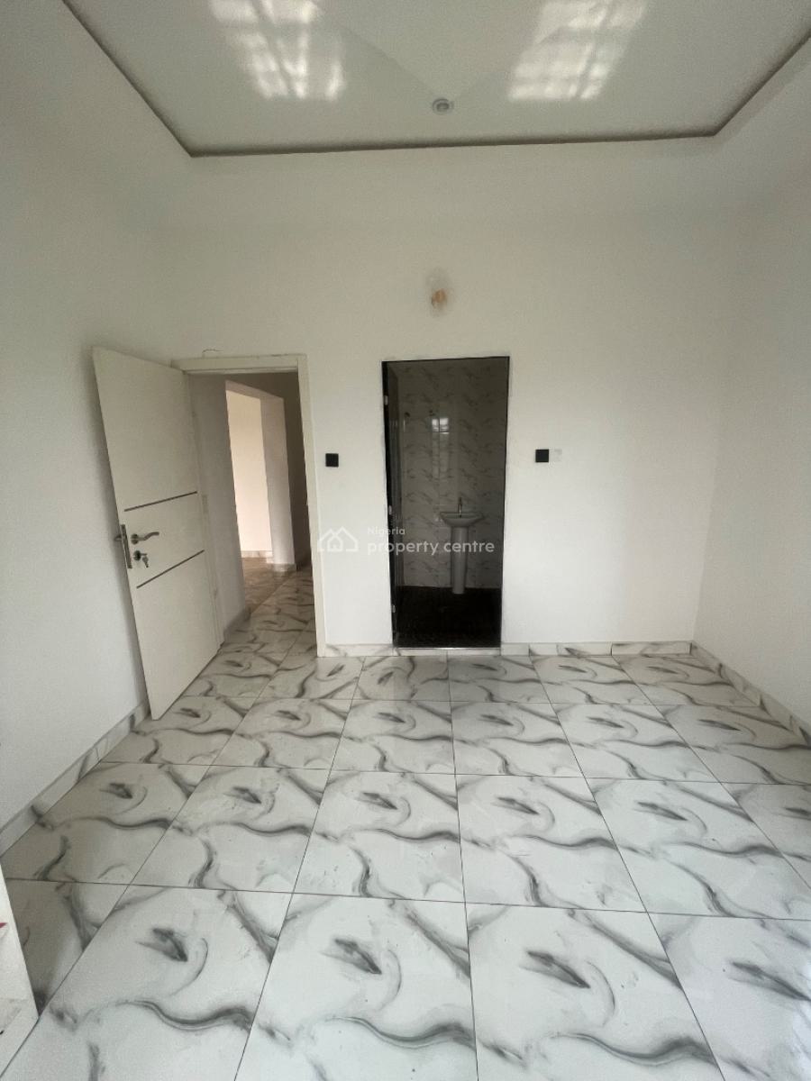 Newly Built 2 Bedroom Apartment, Unilag Estate Science Extension, Gra Phase 1, Magodo, Lagos, Flat / Apartment for Rent