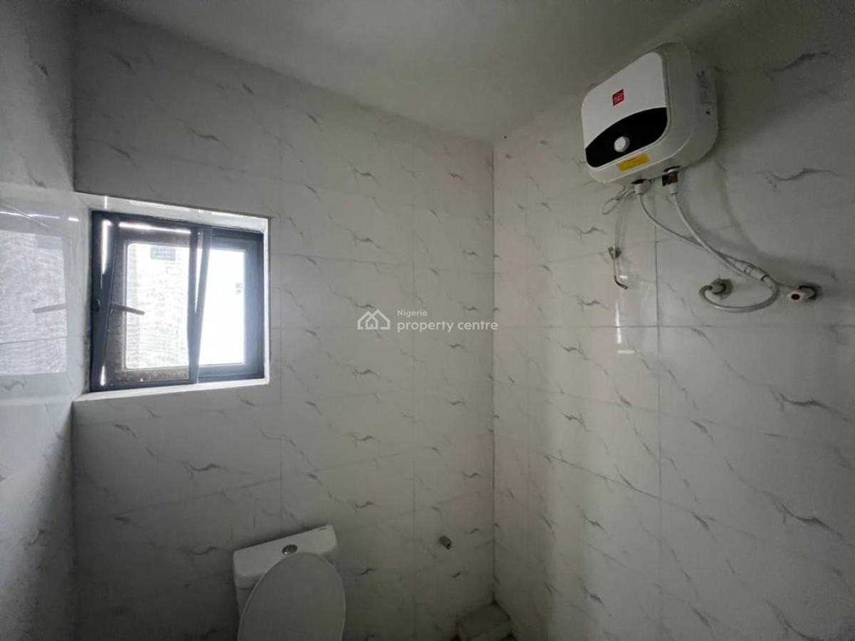 Spacious 3 Bedroom Apartment, Ilasan, Ikate, Lekki, Lagos, Flat / Apartment for Sale