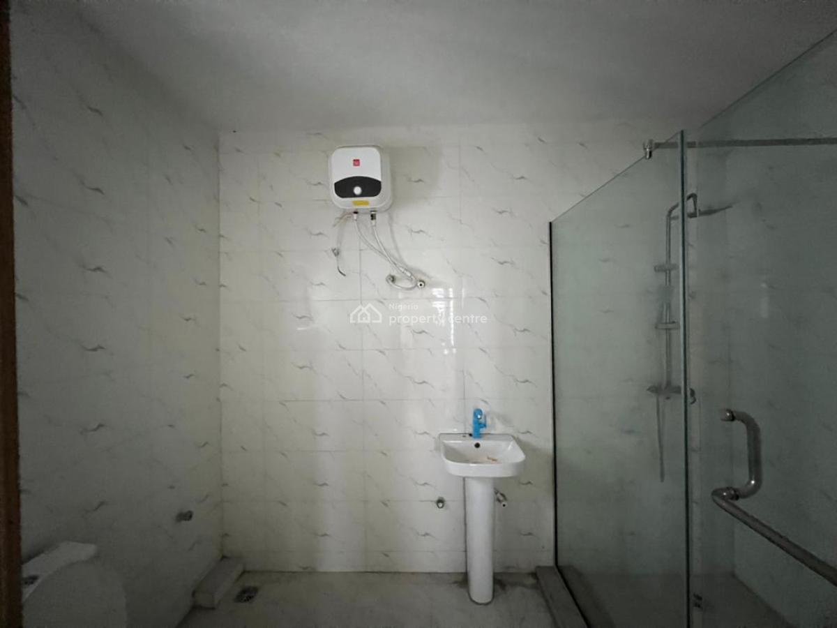 Spacious 3 Bedroom Apartment, Ilasan, Ikate, Lekki, Lagos, Flat / Apartment for Sale