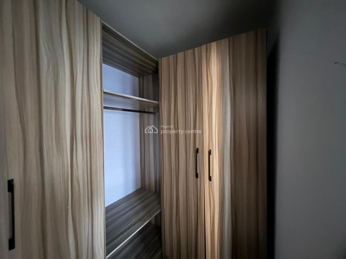 Spacious 3 Bedroom Apartment, Ilasan, Ikate, Lekki, Lagos, Flat / Apartment for Sale