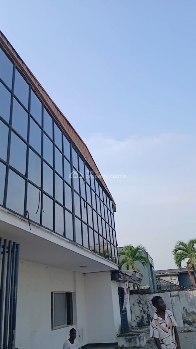 Spacious 8 Rooms Commercial Building, 3 Room Bq Spacious Parking Space, Off Eko Hotel By Sanusi Fafunwa, Victoria Island (vi), Lagos, Office Space for Rent