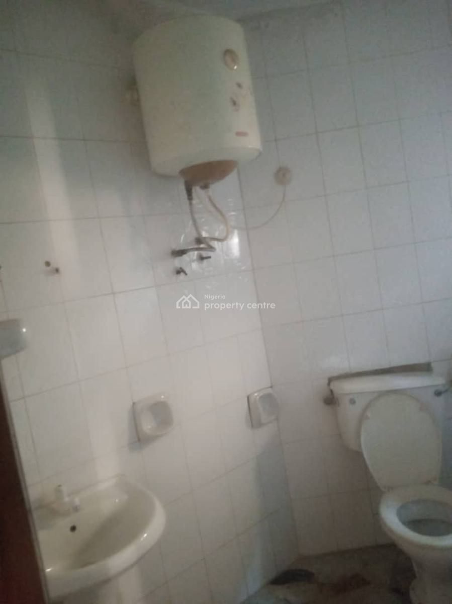 Spacious 2 Bedroom Apartment All Rooms Ensuite, Gra Phase 1, Magodo, Lagos, Flat / Apartment for Rent