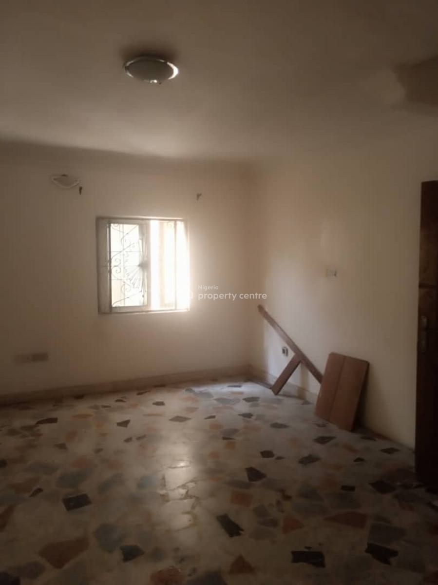 Spacious 2 Bedroom Apartment All Rooms Ensuite, Gra Phase 1, Magodo, Lagos, Flat / Apartment for Rent