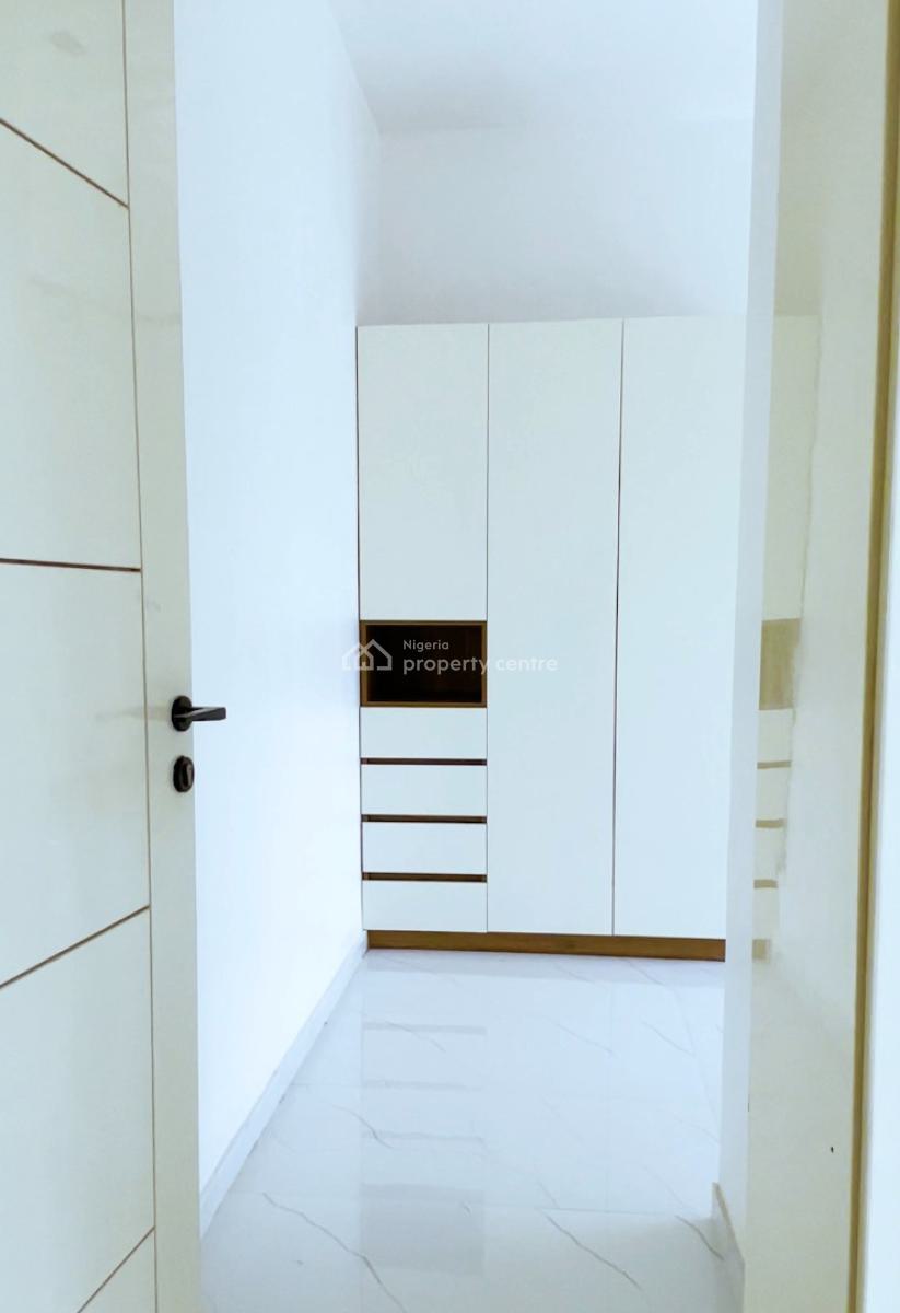 Fully Detached 6 Bedroom with 2 Rooms Bq, Northern Foreshore, Lekki, Lagos, Detached Duplex for Sale