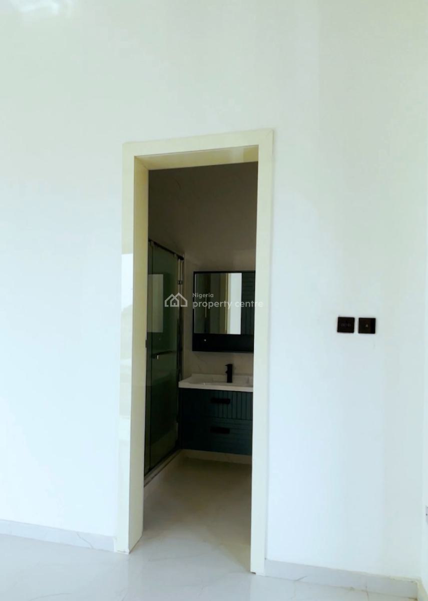 Fully Detached 6 Bedroom with 2 Rooms Bq, Northern Foreshore, Lekki, Lagos, Detached Duplex for Sale
