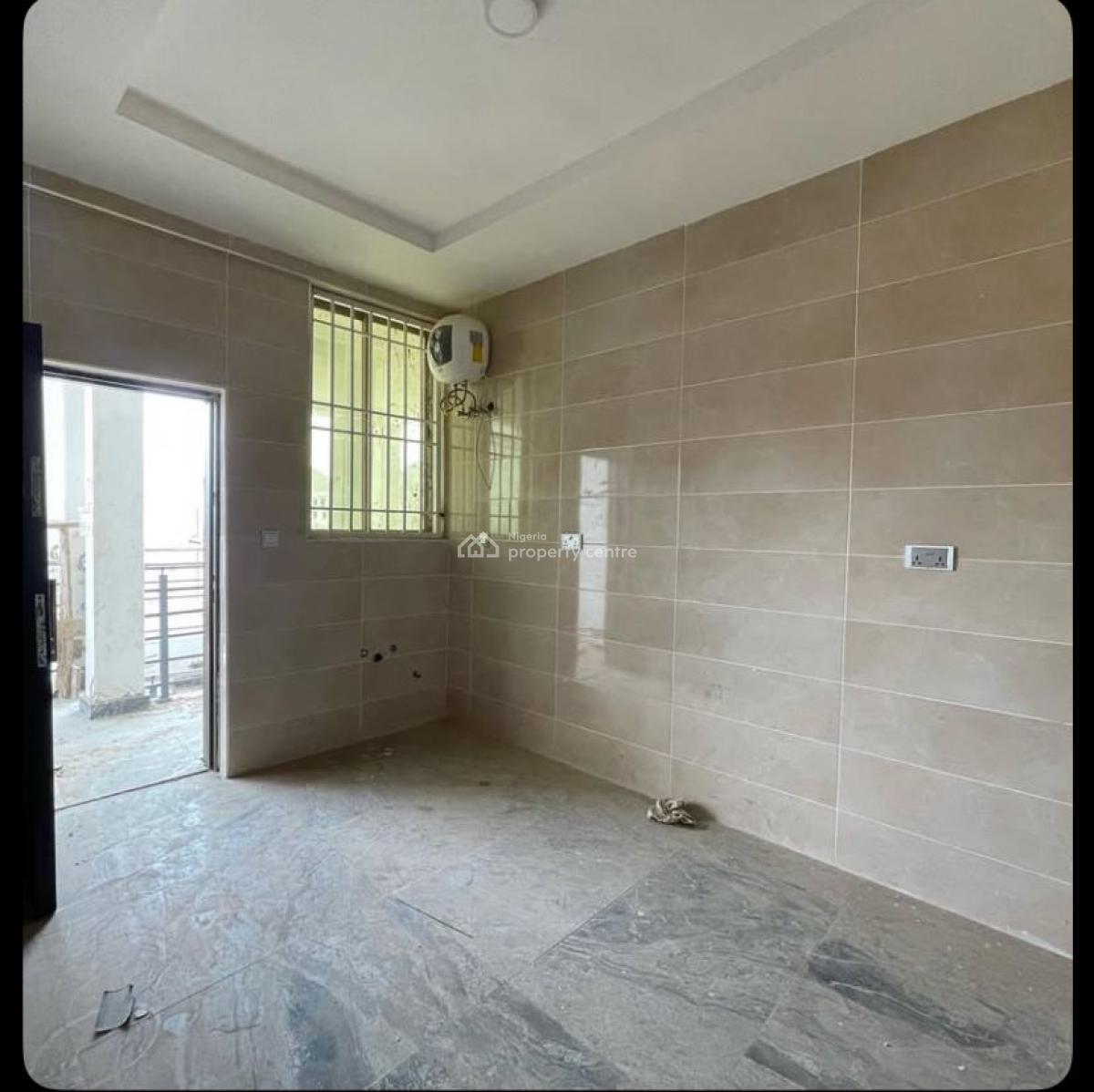 3bedrooms Flats, Life Camp, Abuja, Flat / Apartment for Sale