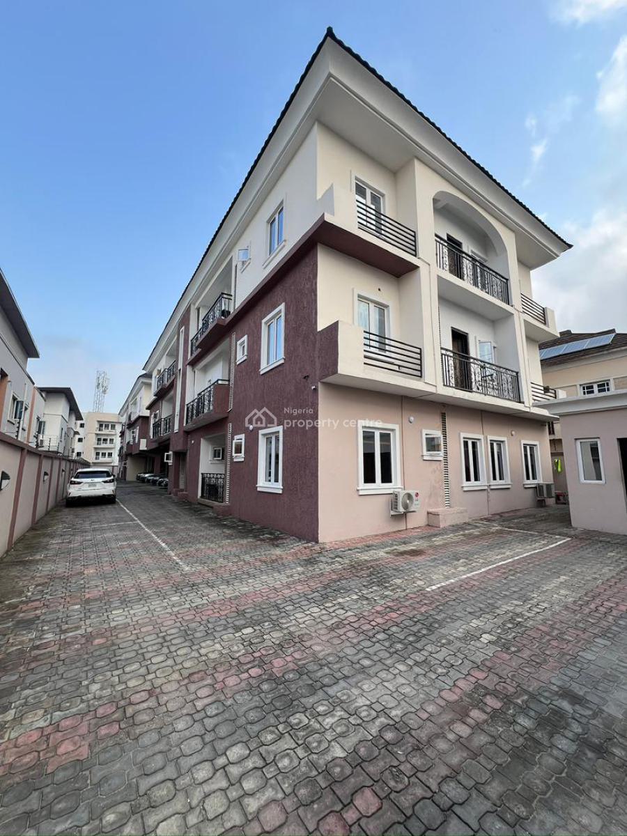 Well-finished 3-bedroom Apartment with Private Bq, Agungi, Lekki, Lagos, Flat / Apartment for Rent