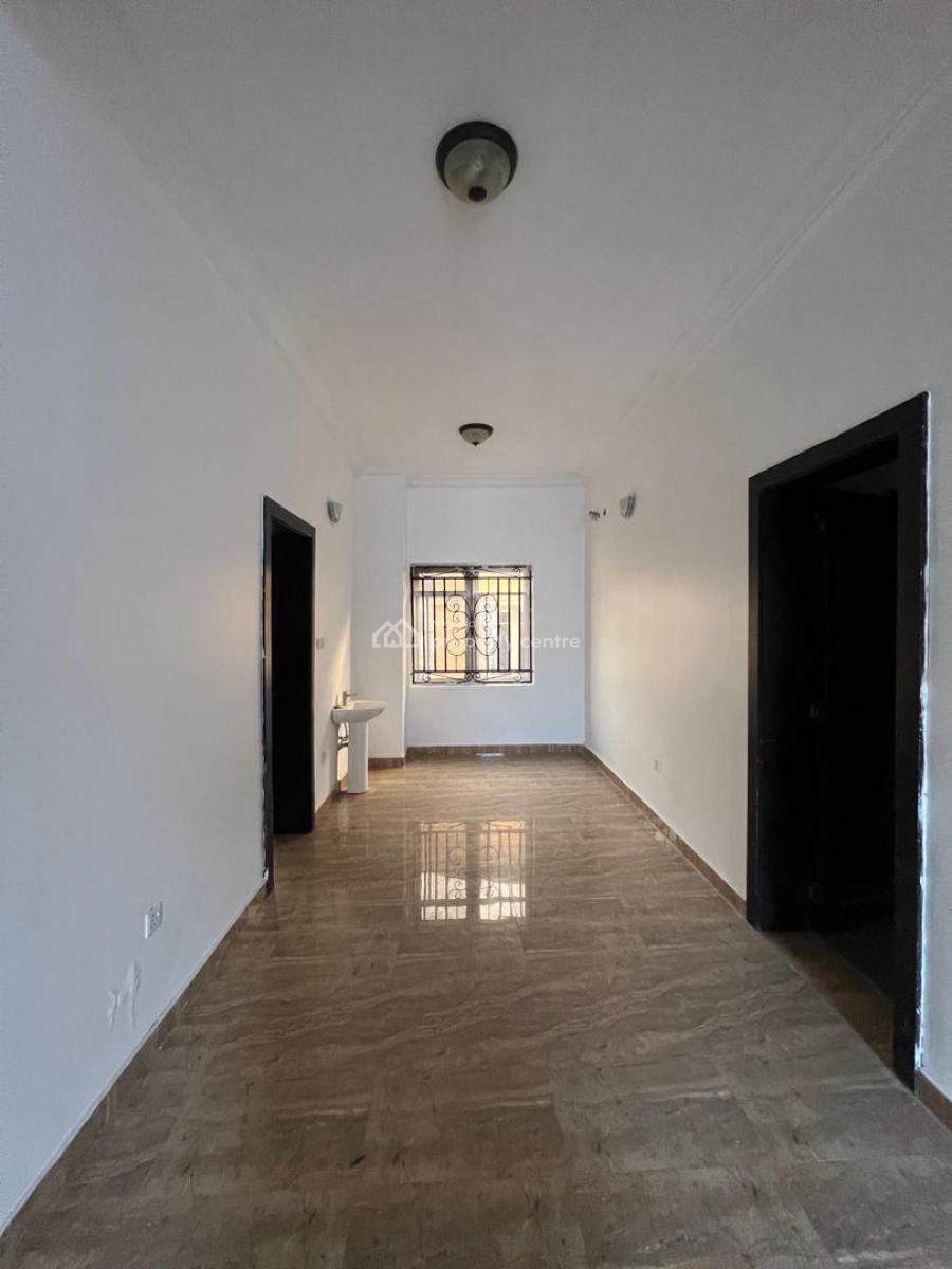 Well-finished 3-bedroom Apartment with Private Bq, Agungi, Lekki, Lagos, Flat / Apartment for Rent