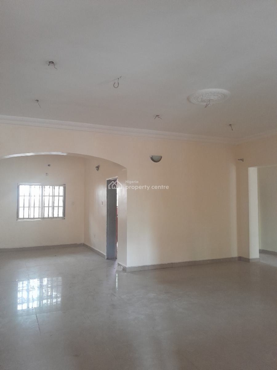 Spacious 2-bedroom Ground Floor Flat in Prime Wuse 2, By Dubia Gate & Cigar, Wuse 2, Abuja, Flat / Apartment for Rent