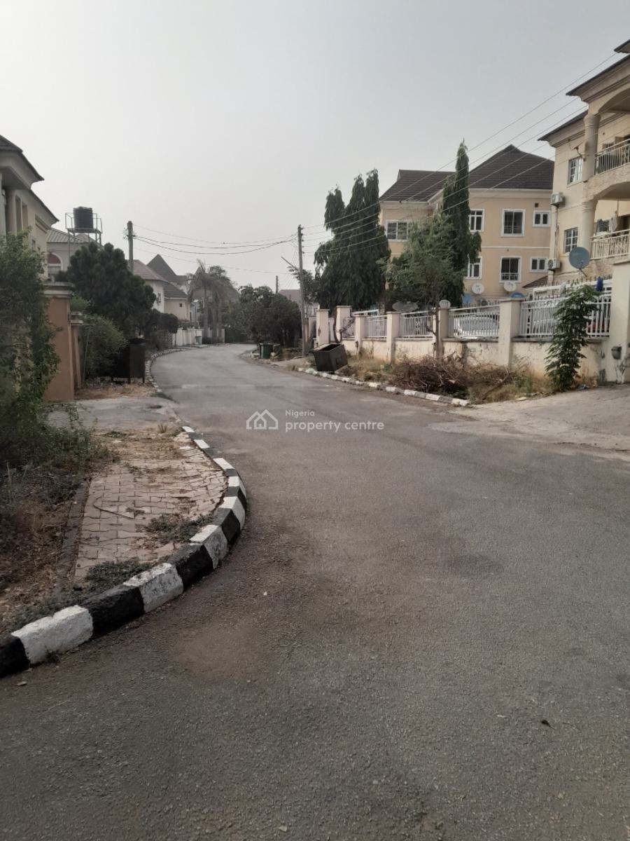 Spacious 2-bedroom Ground Floor Flat in Prime Wuse 2, By Dubia Gate & Cigar, Wuse 2, Abuja, Flat / Apartment for Rent