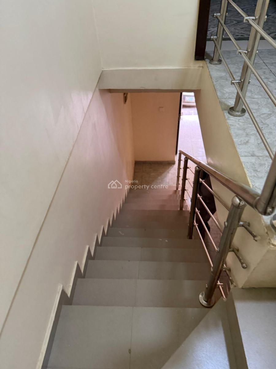 Nice Cheap 4 Bedrooms Terrace with a Bq, Galadimawa, Abuja, House for Sale