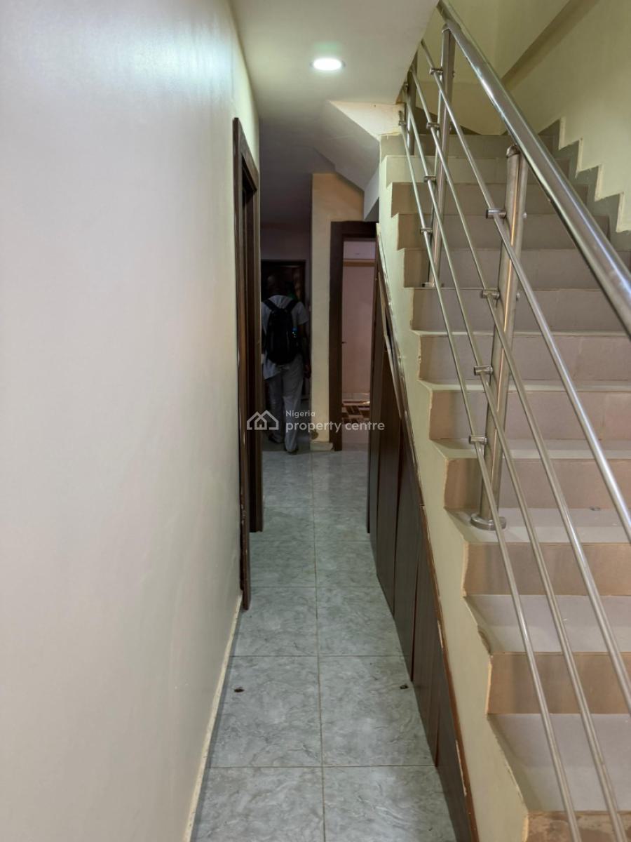 Nice Cheap 4 Bedrooms Terrace with a Bq, Galadimawa, Abuja, House for Sale
