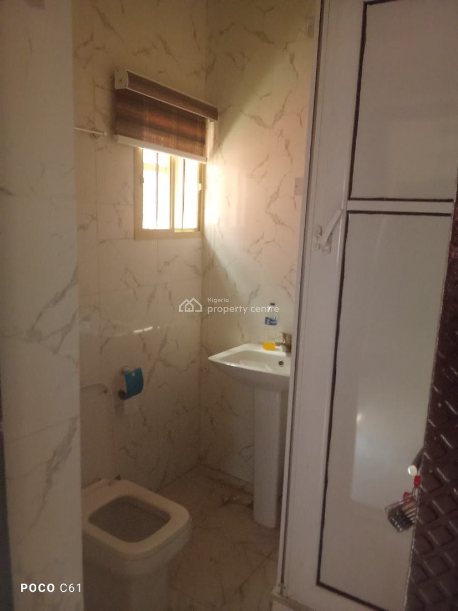 Clean Spacious 3 Bedroom Flat, Sangotedo Lekki, Sangotedo, Ajah, Lagos, Flat / Apartment for Rent