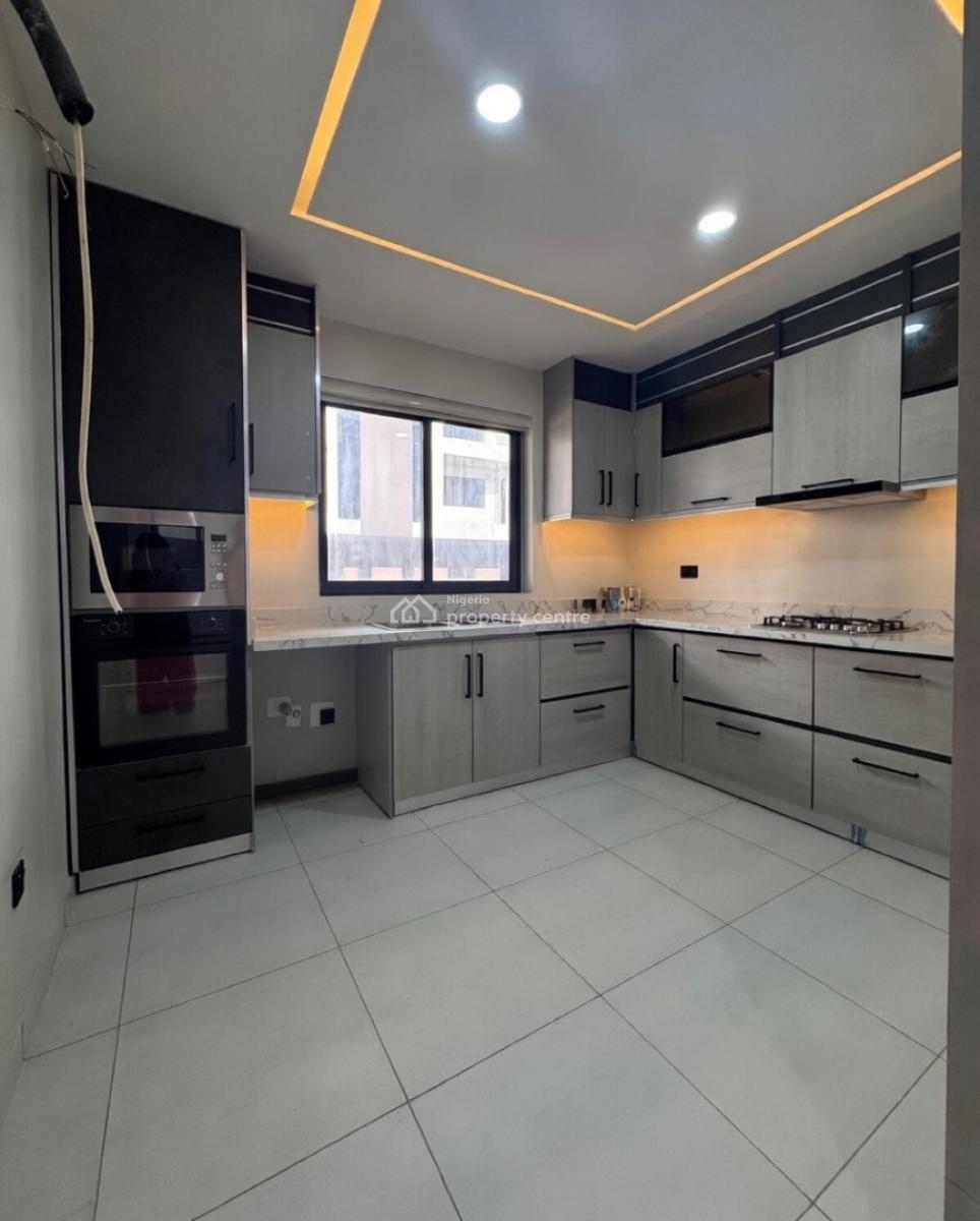 Lovely 4 Bedroom Terrace Duplex with Swimming Pool,gym and Bq, Lekki Phase 1, Lekki, Lagos, Terraced Duplex for Sale