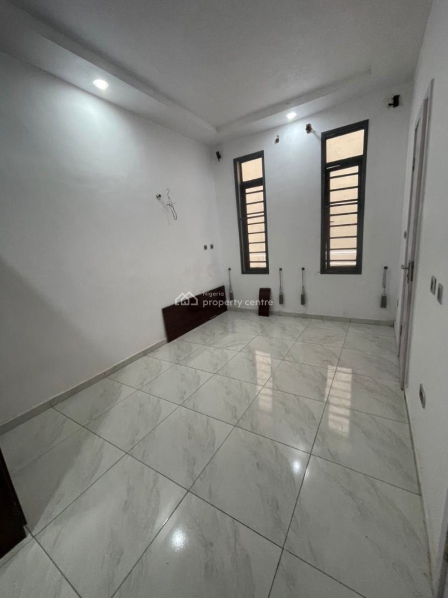 Sharp 2-bedroom Apartment, Ikota, Lekki, Lagos, Flat / Apartment for Rent