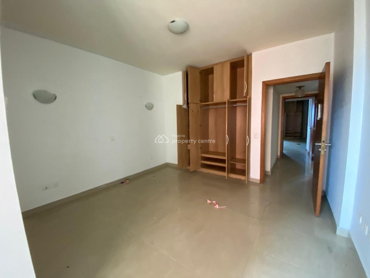 Lovely Fully Serviced Water-front 3 Bedroom Flat with a Room Bq, Banana Island, Ikoyi, Lagos, Flat / Apartment for Rent