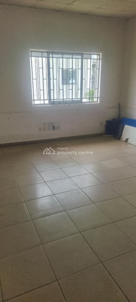 Well Maintained Building Comprises of 8 Rooms with 2bq, Off Eko Hotel, Victoria Island (vi), Lagos, Office Space for Rent