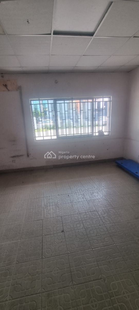 Well Maintained Building Comprises of 8 Rooms with 2bq, Off Eko Hotel, Victoria Island (vi), Lagos, Office Space for Rent
