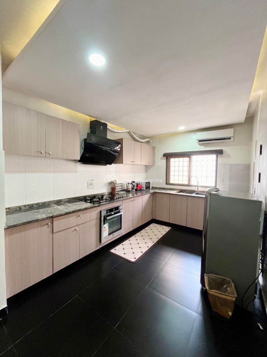 Fully Serviced and Furnished 3 Bedroom Apartment, Victoria Island (vi), Lagos, Flat / Apartment for Rent