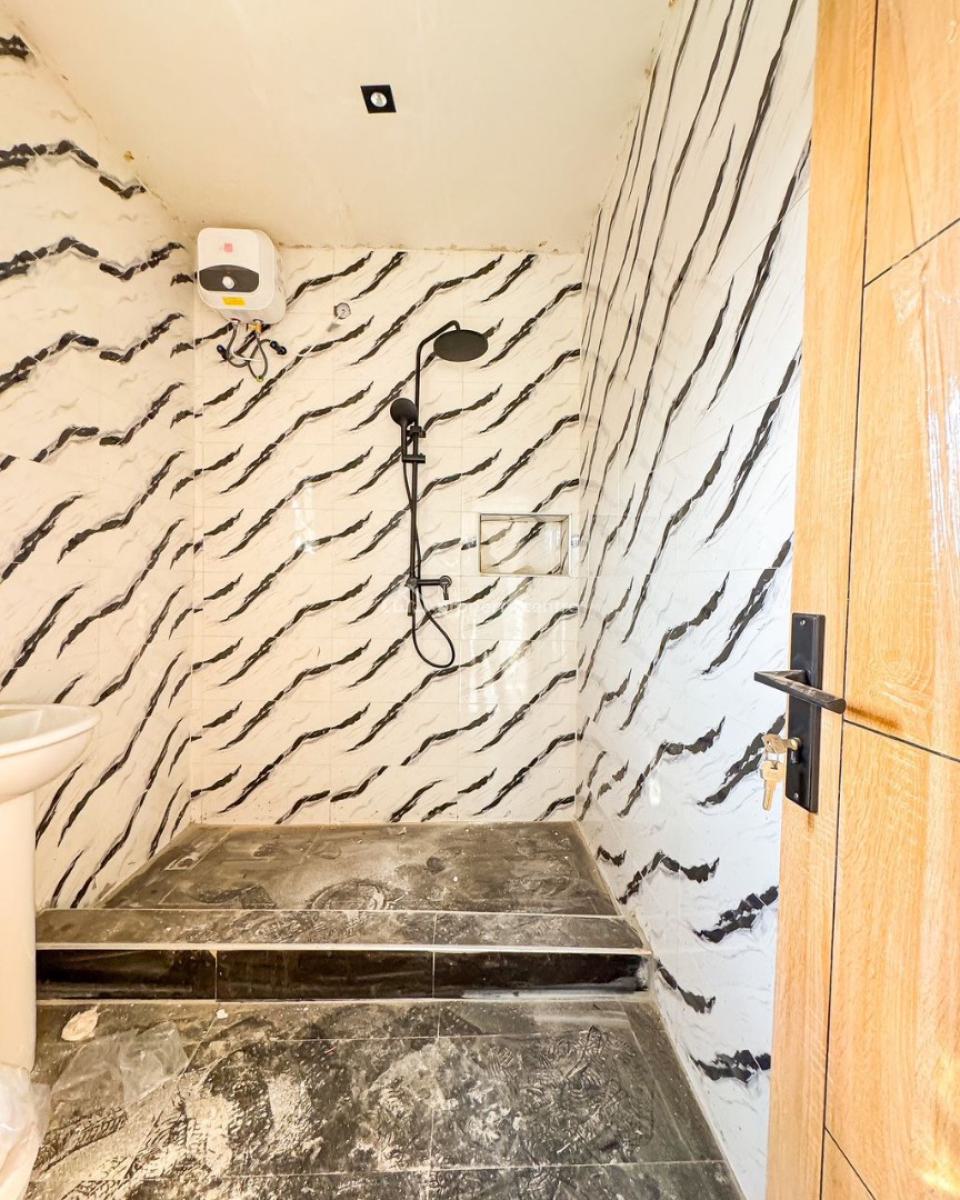 Luxury 2 Bedroom Apartment at Yaba, Yaba, Lagos, Flat / Apartment for Sale