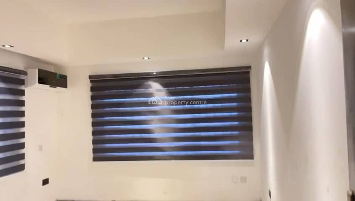 Executive Spacious 1bedroom Apartment, Lekki Phase 1, Lekki, Lagos, Mini Flat (room and Parlour) for Rent