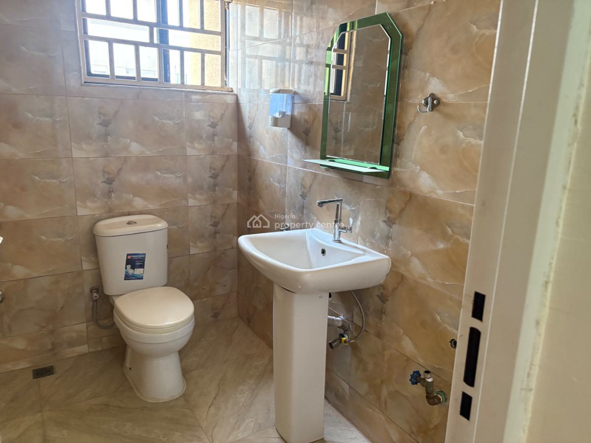 Neatly Renovated 3bedroom in a Neat Neighborhood, Wuse 2, Wuse 2, Abuja, Flat / Apartment for Rent