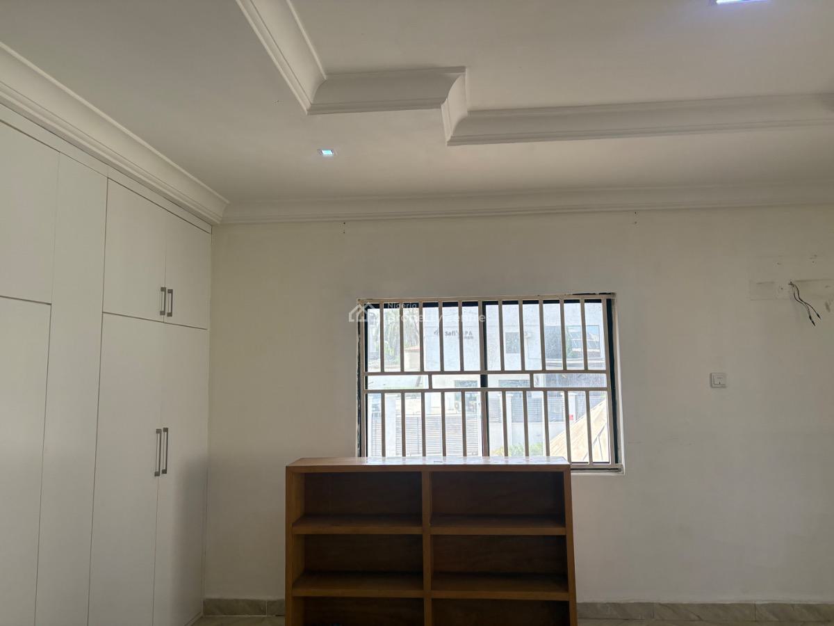 Neatly Renovated 3bedroom in a Neat Neighborhood, Wuse 2, Wuse 2, Abuja, Flat / Apartment for Rent