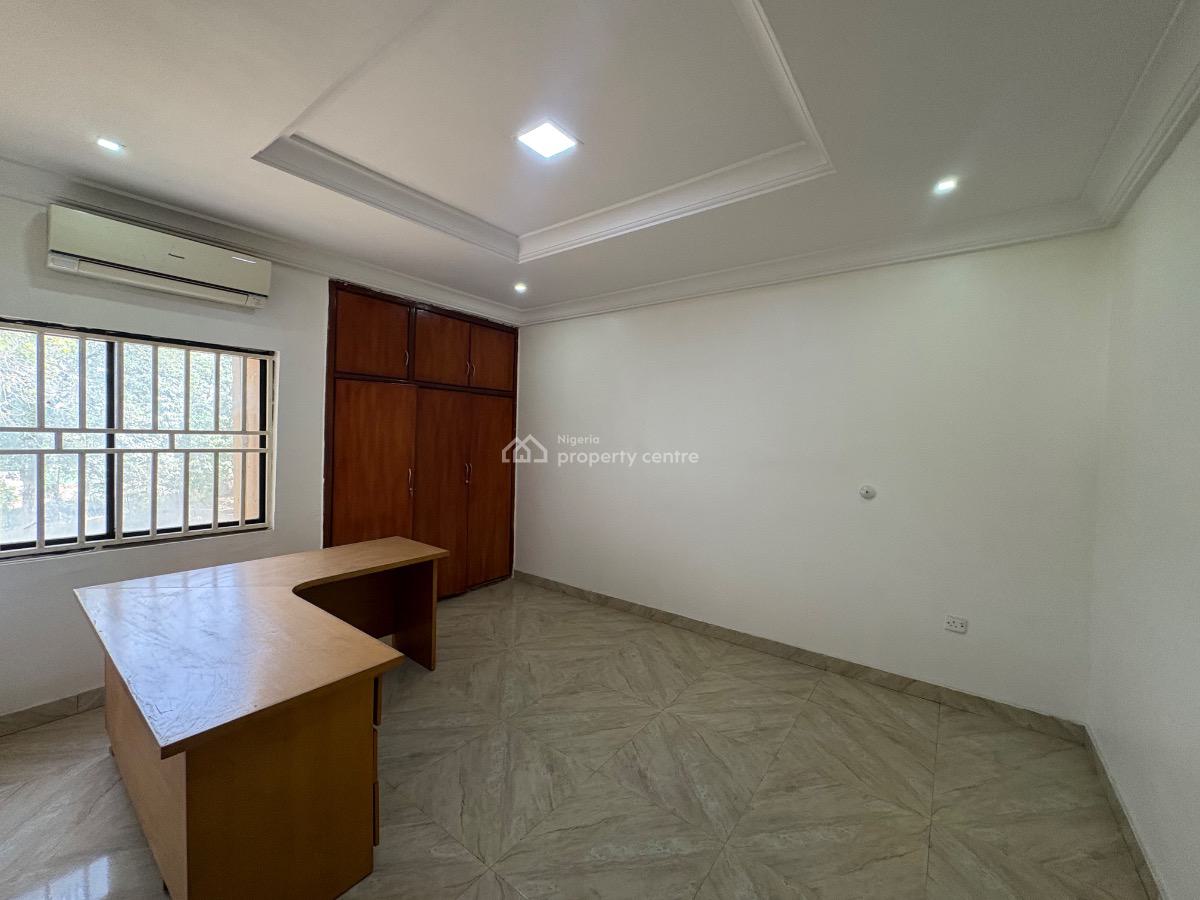 Neatly Renovated 3bedroom in a Neat Neighborhood, Wuse 2, Wuse 2, Abuja, Flat / Apartment for Rent