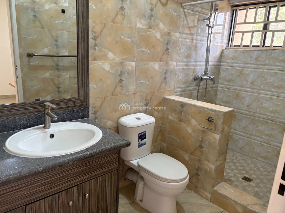 Neatly Renovated 3bedroom in a Neat Neighborhood, Wuse 2, Wuse 2, Abuja, Flat / Apartment for Rent