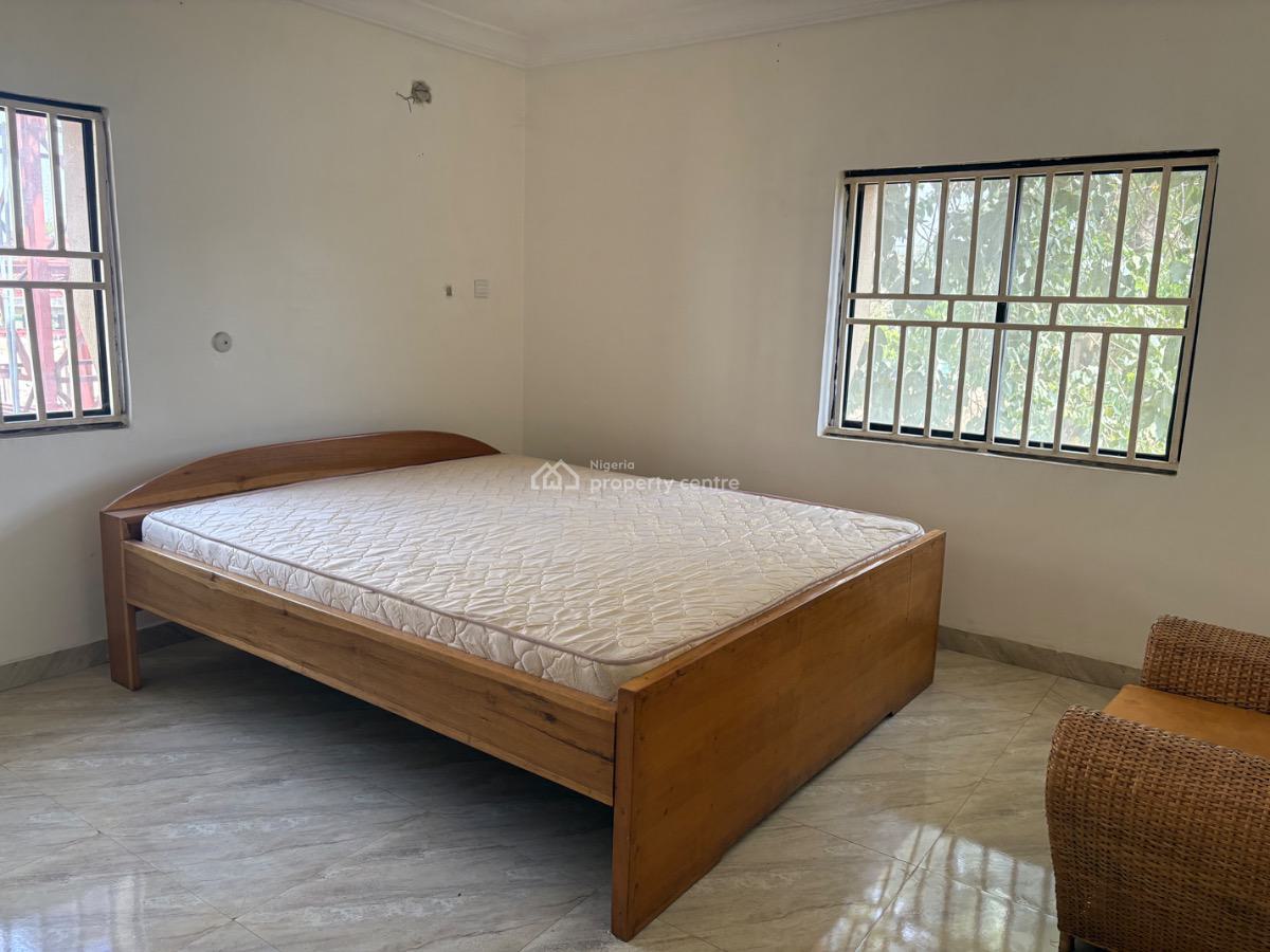 Neatly Renovated 3bedroom in a Neat Neighborhood, Wuse 2, Wuse 2, Abuja, Flat / Apartment for Rent