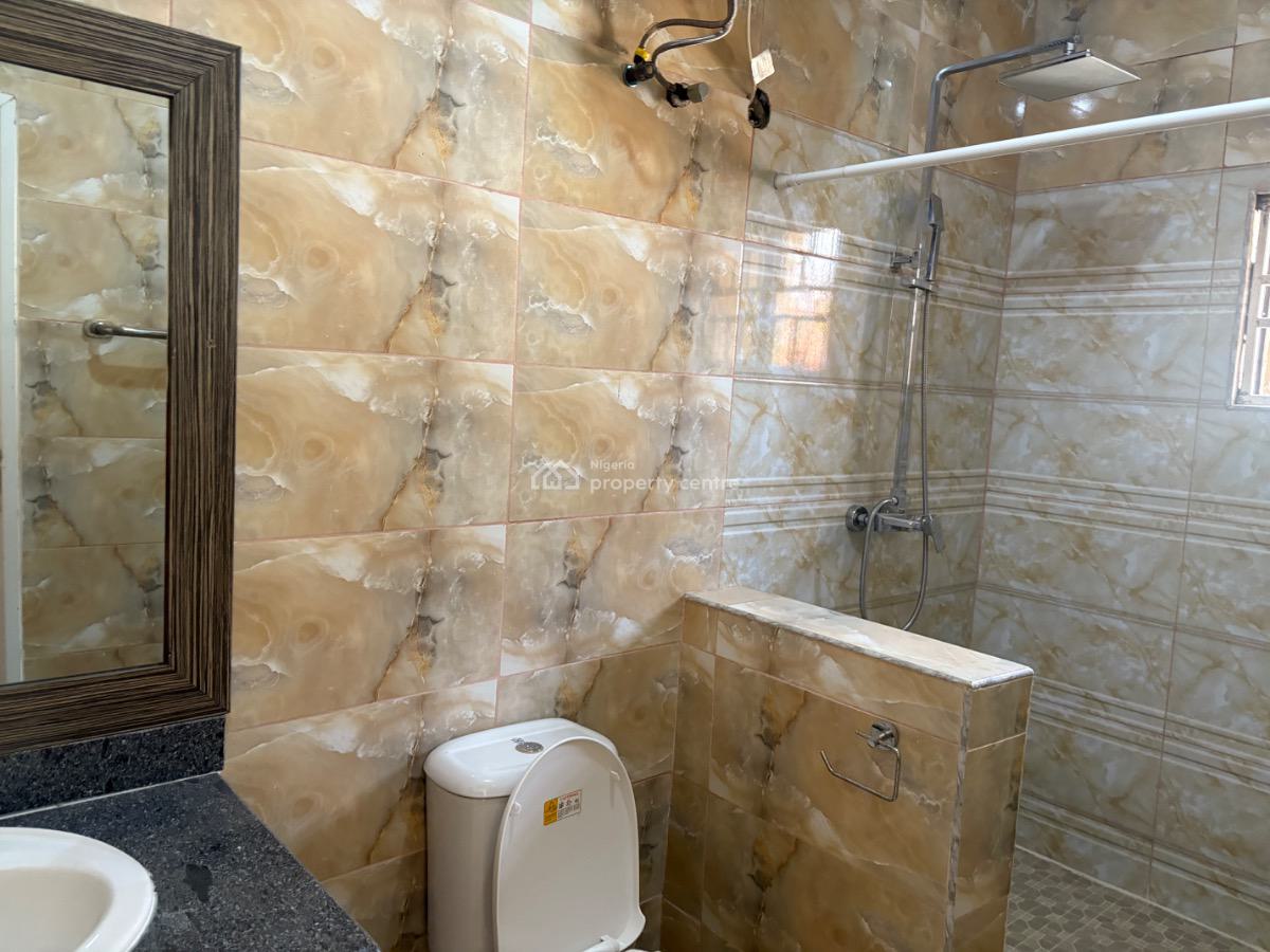 Neatly Renovated 3bedroom in a Neat Neighborhood, Wuse 2, Wuse 2, Abuja, Flat / Apartment for Rent