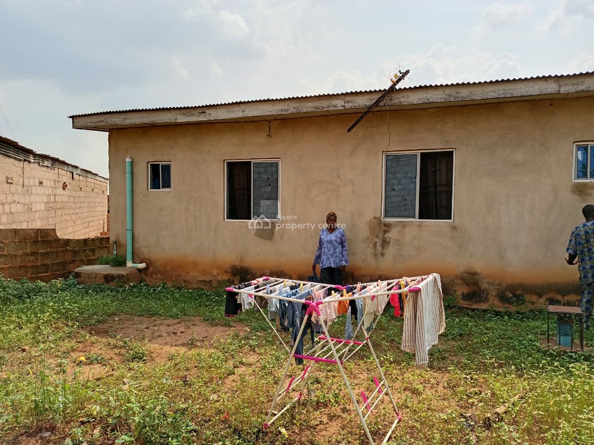 3 Bedroom Bungalow with Bq, Iyana School Off Ogijo Road, Ikorodu, Lagos, Detached Bungalow for Sale