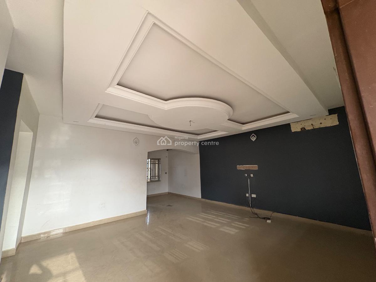 Neatly Renovated 2bedroom in an Estate, Wuye, Wuye, Abuja, Flat / Apartment for Rent