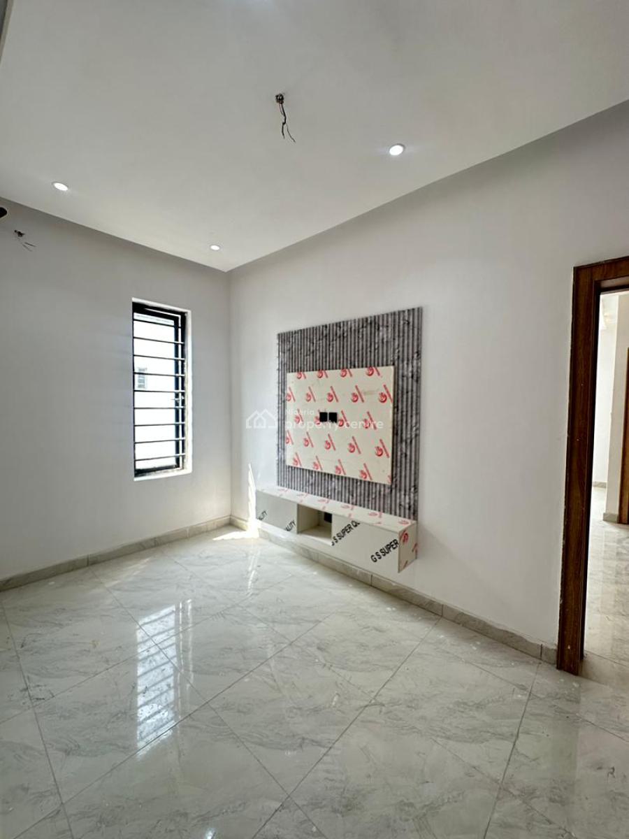 Exquisite Spacious 4 Bedroom Semi-detached Duplex with Bq, Chevron, Lekki, Lagos, Detached Duplex for Sale