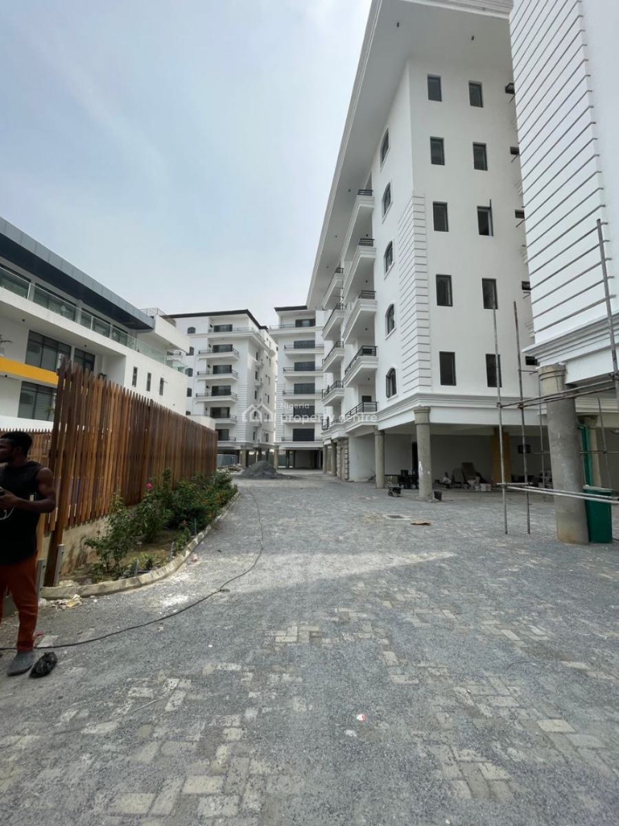 Aesthetically Pleasing 3 Bed Penthouse with Swimming Pool, Lekki Phase 1, Lagos, Lekki Phase 1, Lekki, Lagos, Block of Flats for Sale