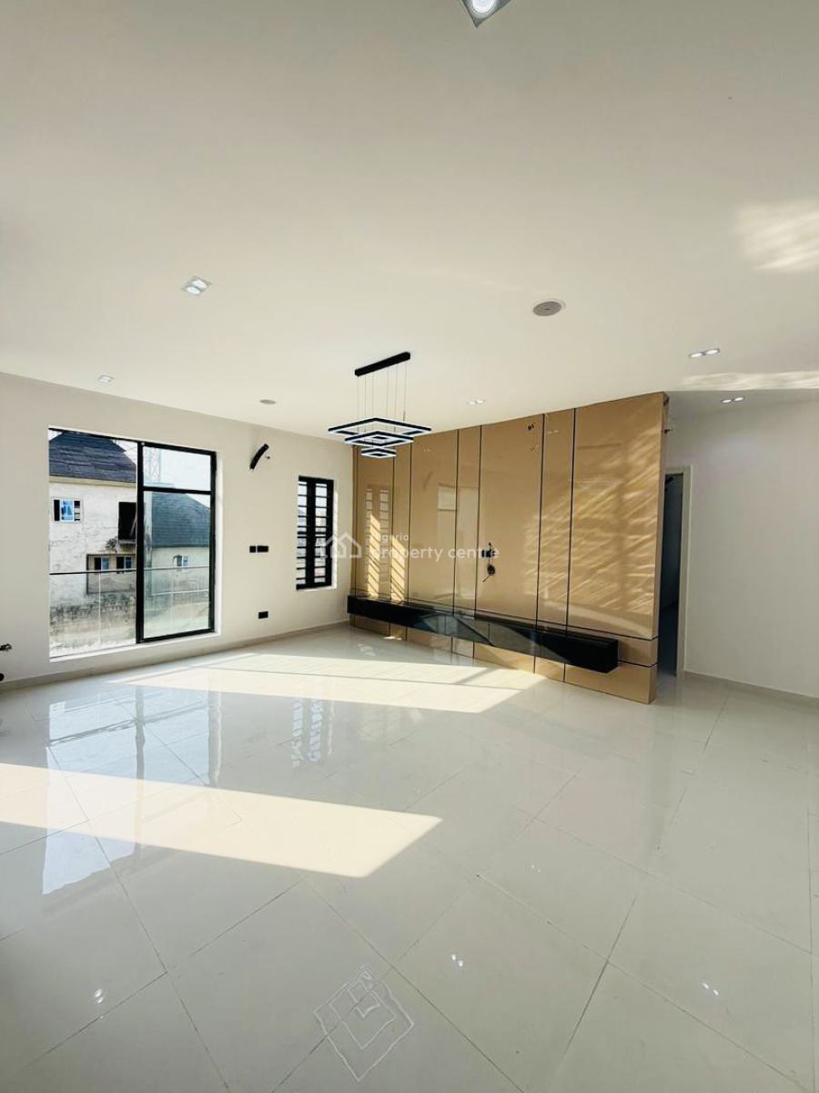 Luxury Well Built 2 Bedroom Apartment, Ologolo, Lekki, Lagos, Flat / Apartment for Sale