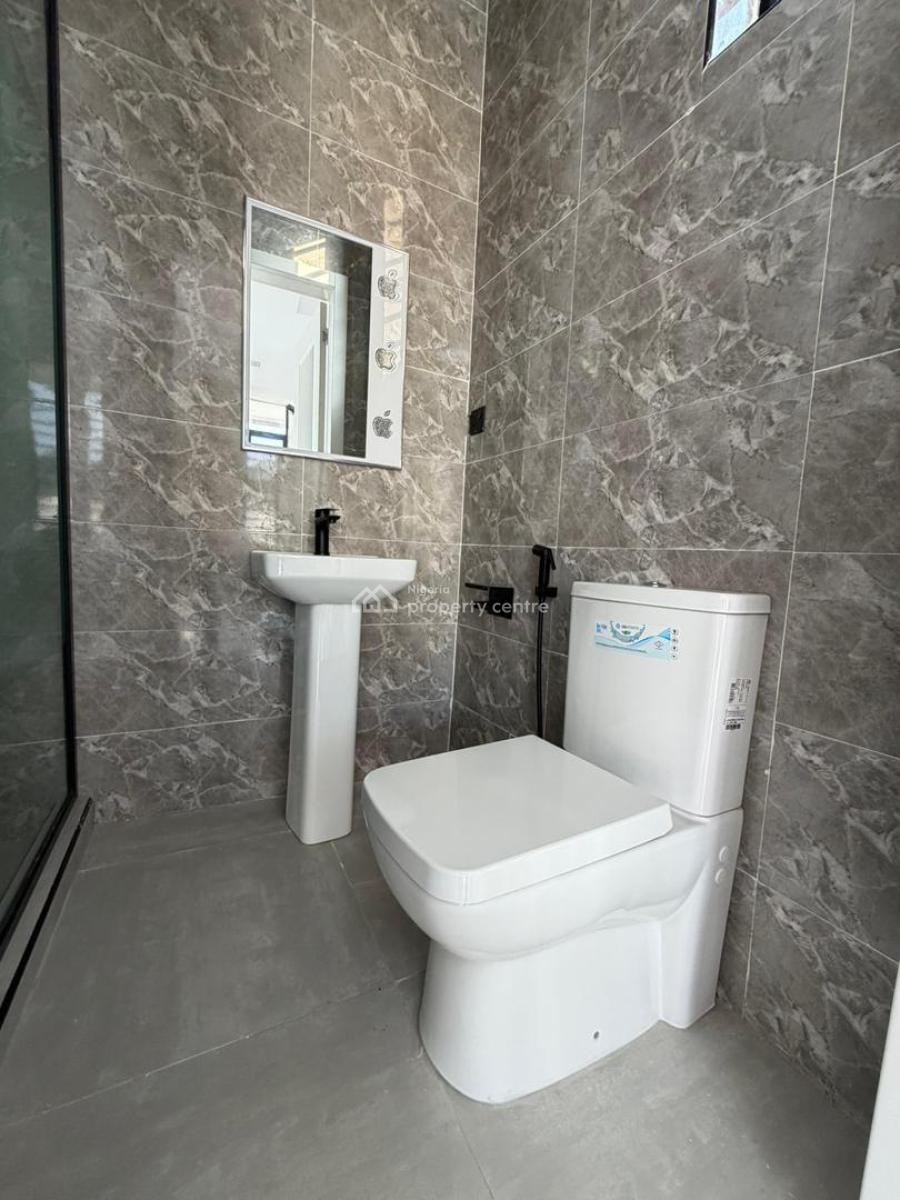 Luxury Well Built 2 Bedroom Apartment, Ologolo, Lekki, Lagos, Flat / Apartment for Sale