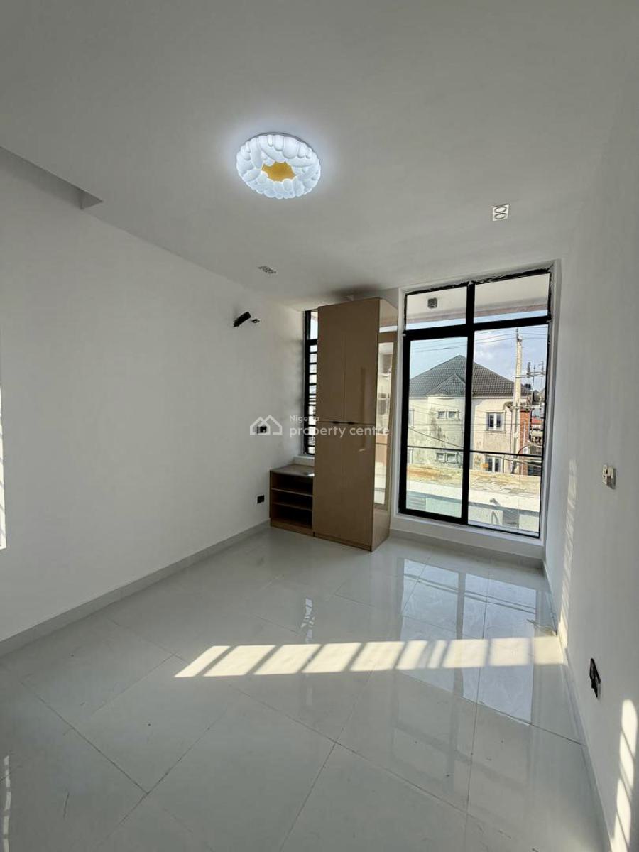 Luxury Well Built 2 Bedroom Apartment, Ologolo, Lekki, Lagos, Flat / Apartment for Sale