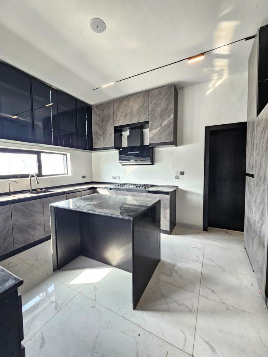 Luxury Spacious 5 Bedroom Fully Detached Duplex with Bq, Swimming Pool, Lekki Phase 1, Lekki, Lagos, Detached Duplex for Sale