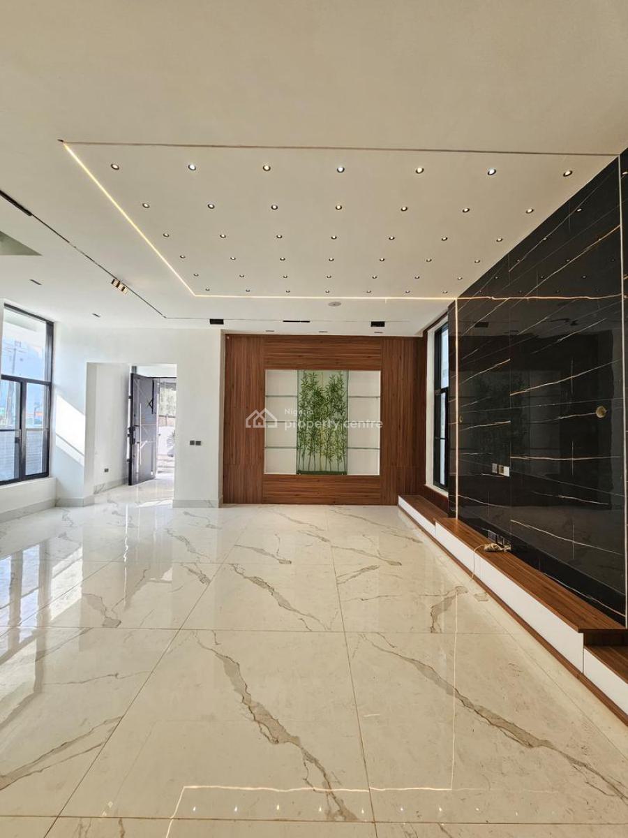 Luxury Spacious 5 Bedroom Fully Detached Duplex with Bq, Swimming Pool, Lekki Phase 1, Lekki, Lagos, Detached Duplex for Sale