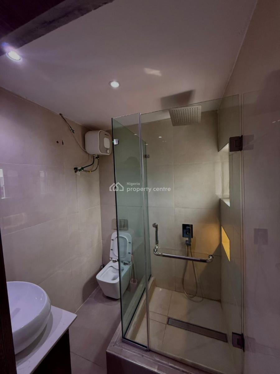 2 Bedrooms, Alagomeji, Yaba, Lagos, Flat / Apartment Short Let