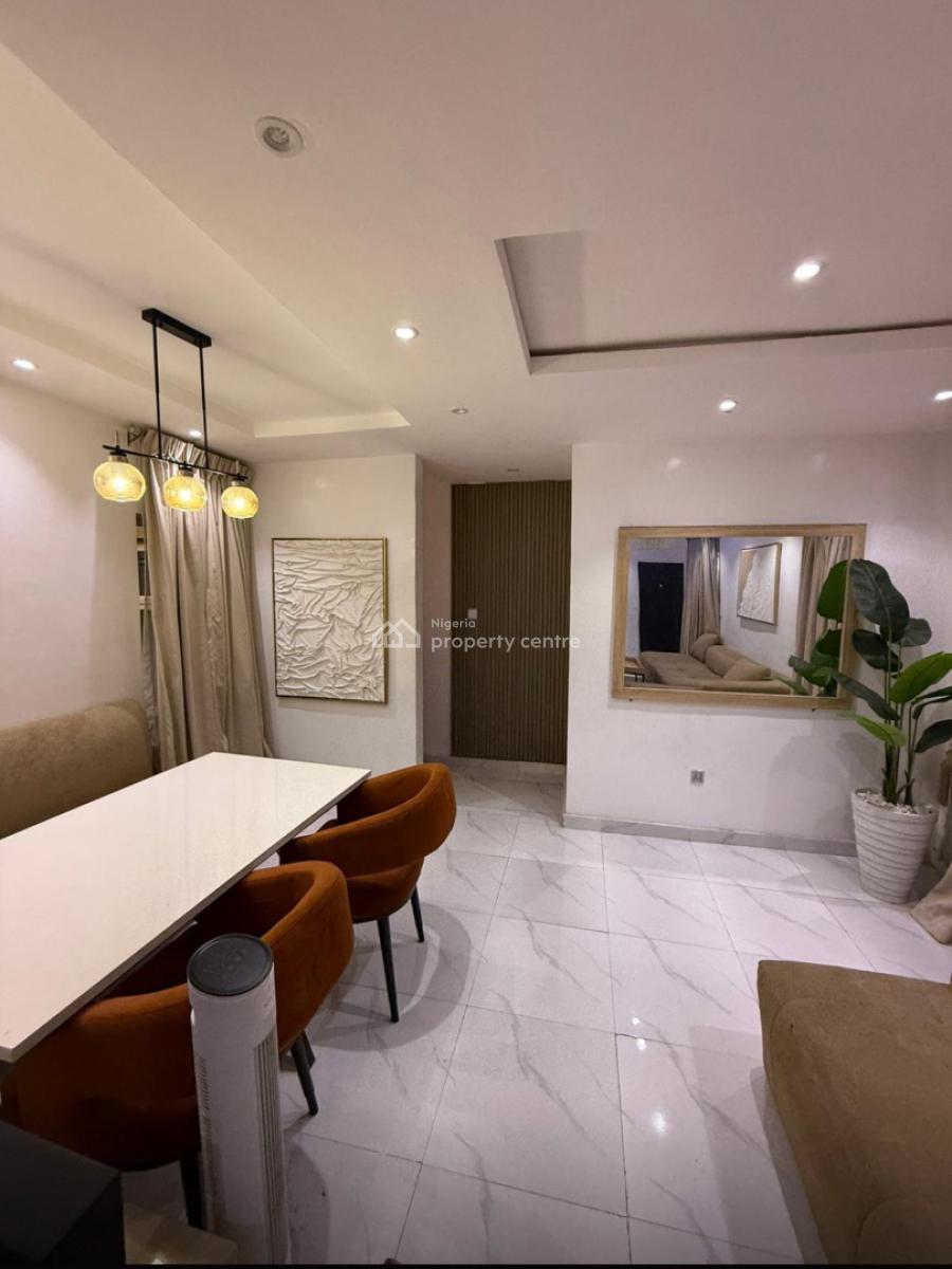 2 Bedrooms, Alagomeji, Yaba, Lagos, Flat / Apartment Short Let