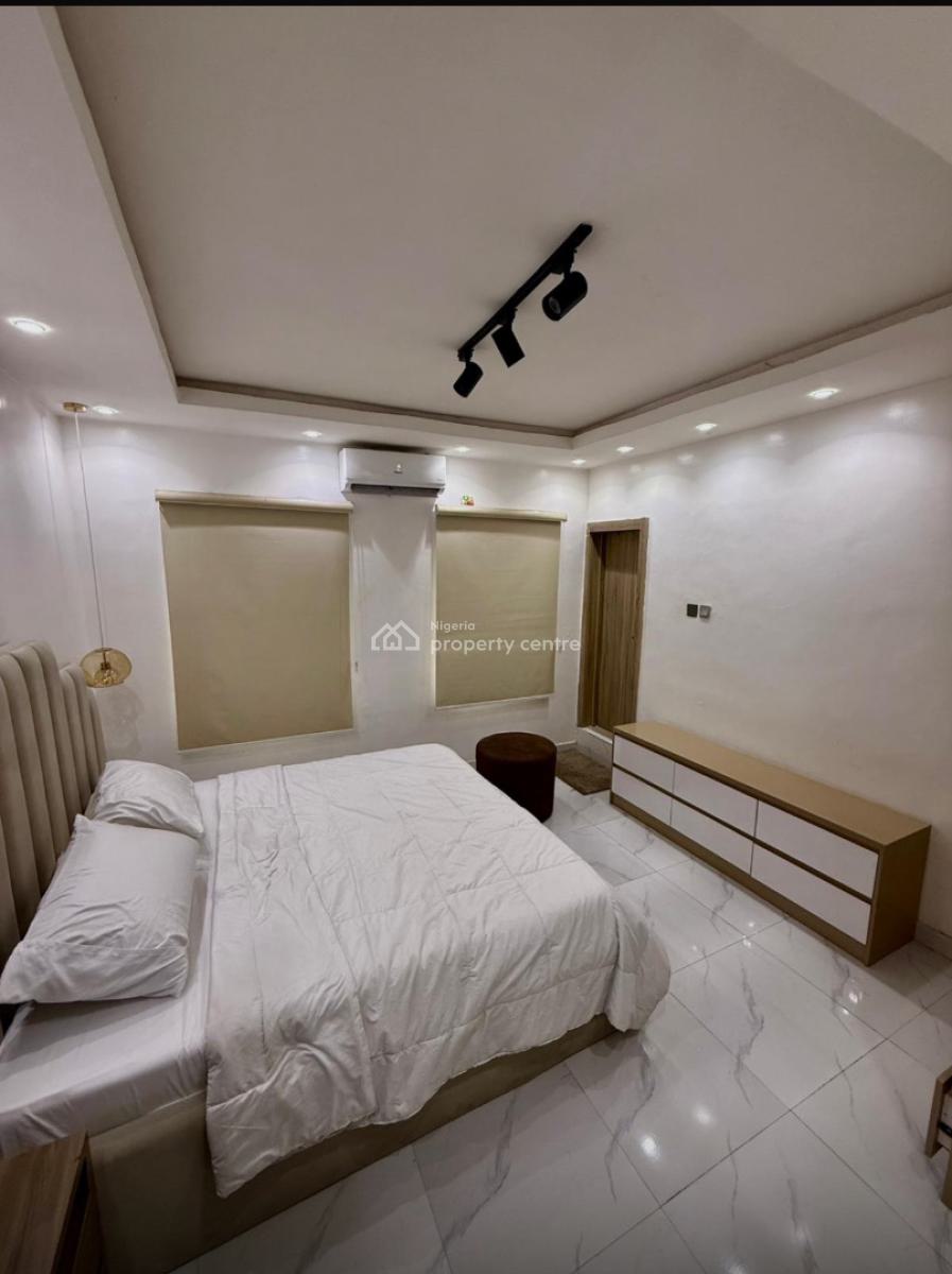 2 Bedrooms, Alagomeji, Yaba, Lagos, Flat / Apartment Short Let