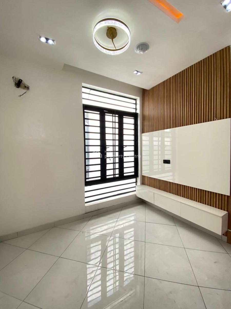 Well  Built 4 Bedroom Fully Detached Duplex  with Bq., Orchid, Lekki, Lagos, Detached Duplex for Sale