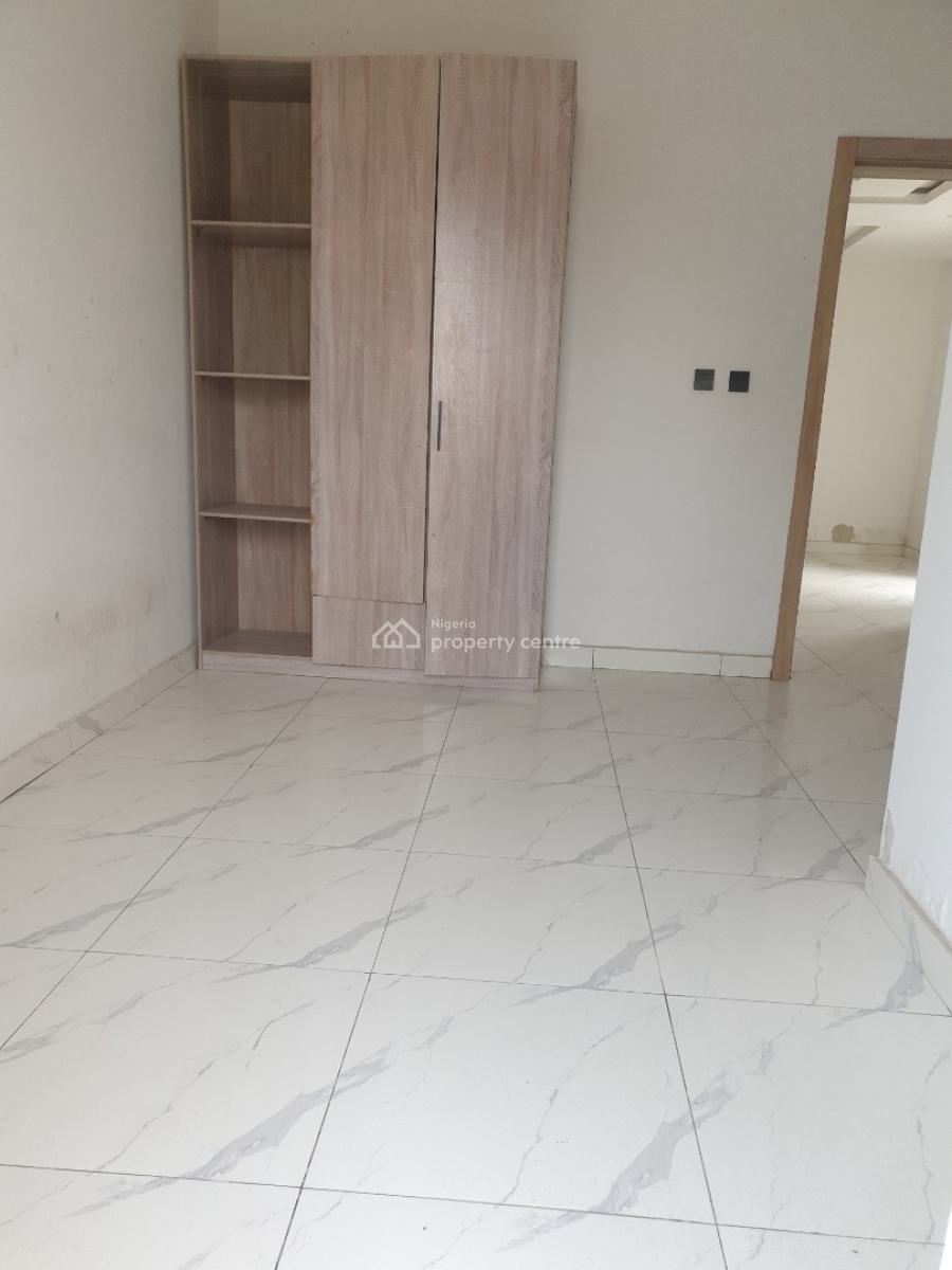Spacious Service 2bedroom with Open Plan Kitchen, Ilasan Lekki, Lekki, Lagos, Flat / Apartment for Rent