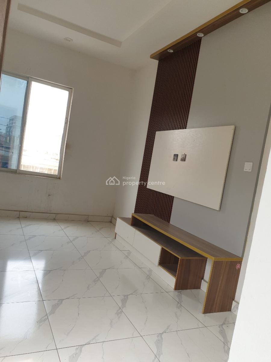 Spacious Service 2bedroom with Open Plan Kitchen, Ilasan Lekki, Lekki, Lagos, Flat / Apartment for Rent